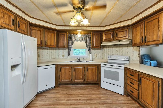 14 Karas Way, Goffstown, NH 03045