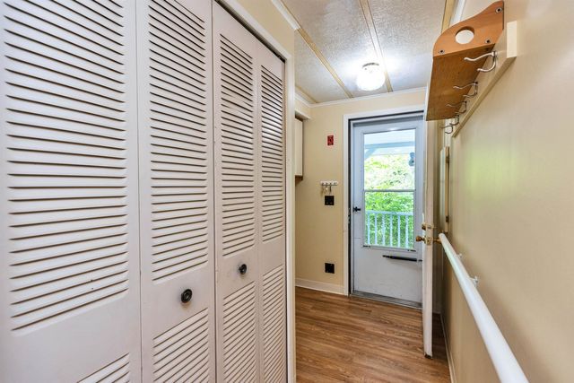 14 Karas Way, Goffstown, NH 03045