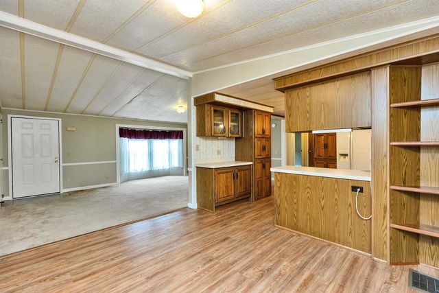 14 Karas Way, Goffstown, NH 03045