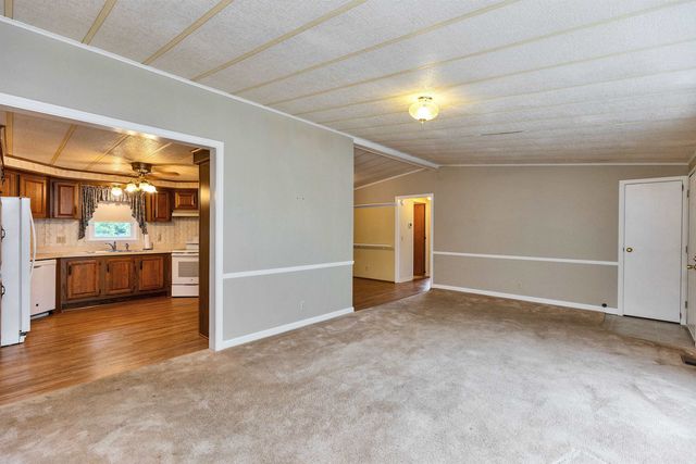 14 Karas Way, Goffstown, NH 03045