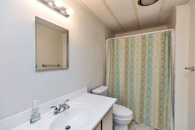 14 Karas Way, Goffstown, NH 03045