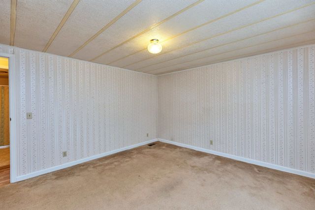 14 Karas Way, Goffstown, NH 03045