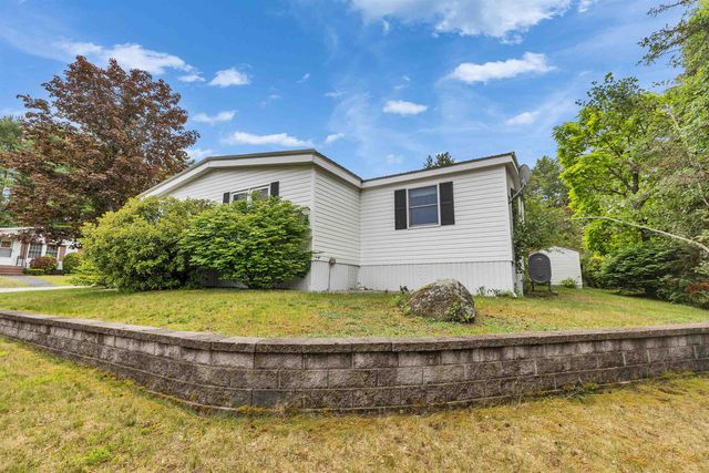 14 Karas Way, Goffstown, NH 03045