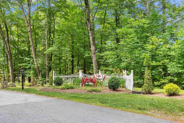 14 Karas Way, Goffstown, NH 03045