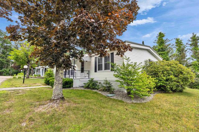14 Karas Way, Goffstown, NH 03045