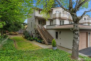 4701 NW Walgren Drive #A201, Silverdale, WA 98383