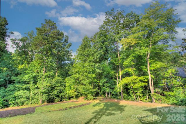 6672 Maple Spring Court, Denver, NC 28037