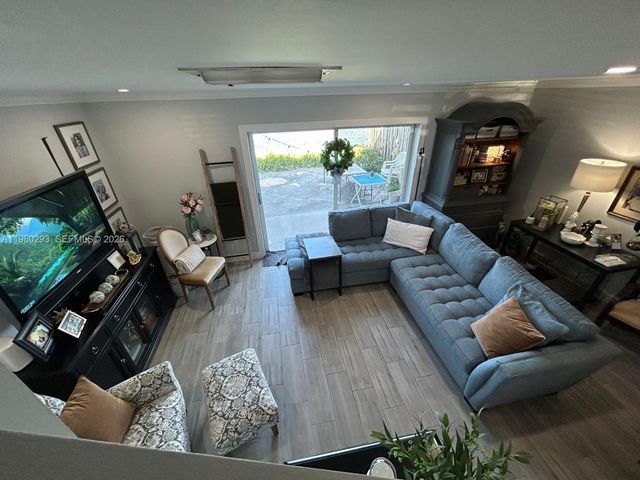 17617 SW 140th Ct, Miami, FL 33177