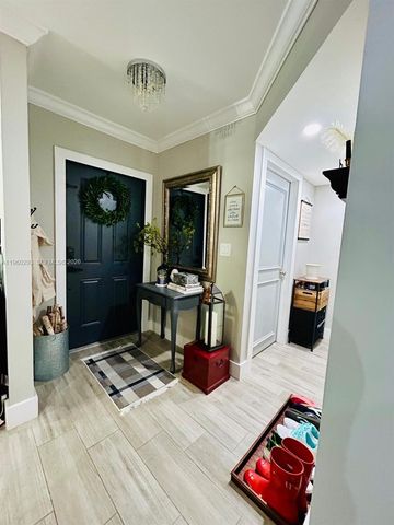 17617 SW 140th Ct, Miami, FL 33177