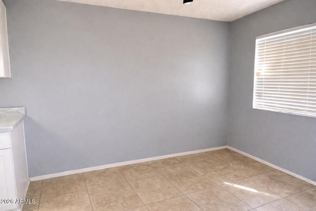 286 W PALOMINO Drive 51, Chandler, AZ 85225