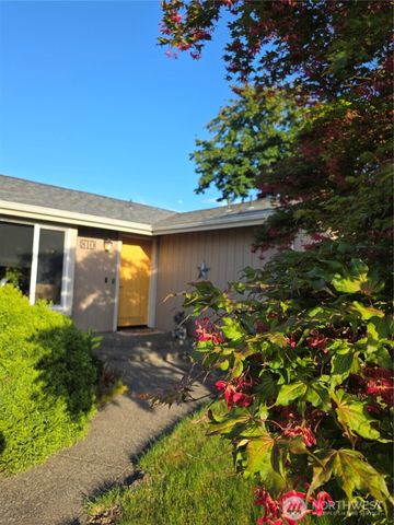 810 Century Court NE, Lacey, WA 98516