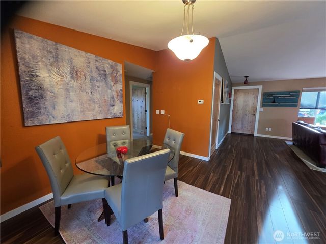 810 Century Court NE, Lacey, WA 98516