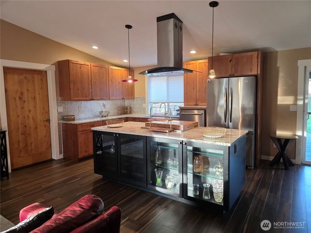 810 Century Court NE, Lacey, WA 98516
