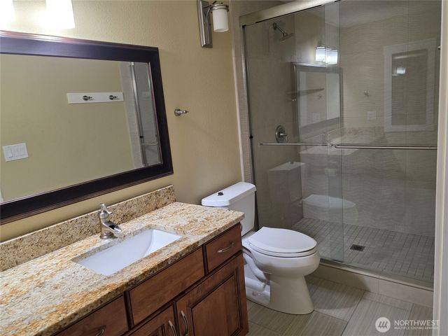 810 Century Court NE, Lacey, WA 98516