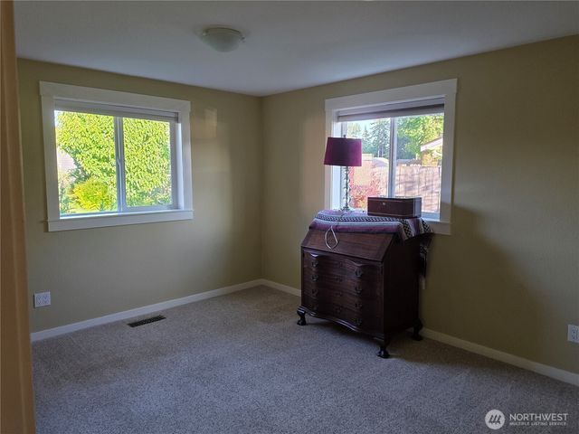 810 Century Court NE, Lacey, WA 98516