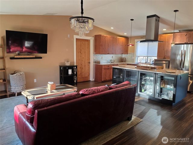 810 Century Court NE, Lacey, WA 98516