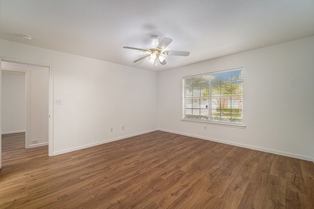6127 Welden Court, Fort Worth, TX 76132