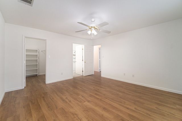 6127 Welden Court, Fort Worth, TX 76132
