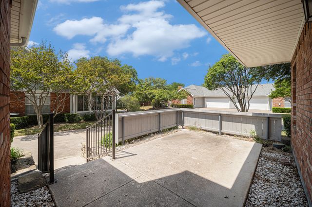 6127 Welden Court, Fort Worth, TX 76132