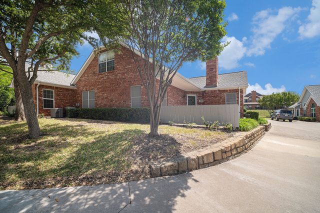 6127 Welden Court, Fort Worth, TX 76132