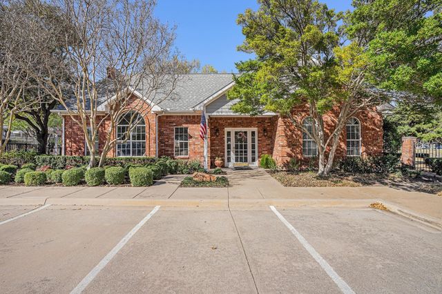 6127 Welden Court, Fort Worth, TX 76132