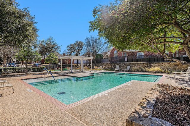 6127 Welden Court, Fort Worth, TX 76132