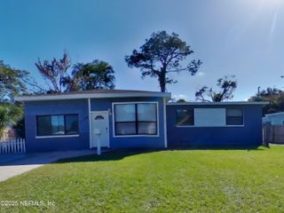 7138 MAYAPPLE Road, Jacksonville, FL 32211