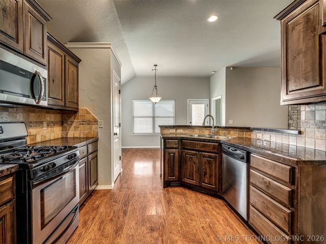 15600 S Birch Avenue, Glenpool, OK 74033