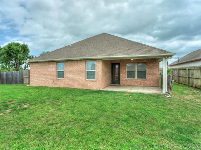 15600 S Birch Avenue, Glenpool, OK 74033