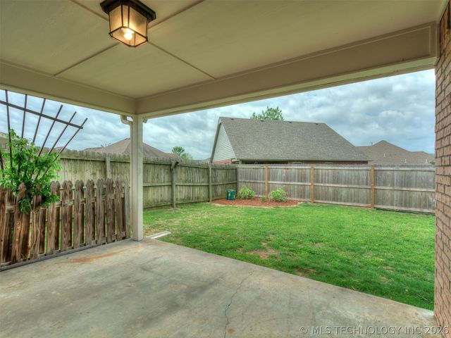 15600 S Birch Avenue, Glenpool, OK 74033