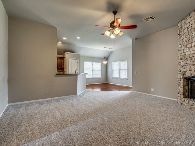 15600 S Birch Avenue, Glenpool, OK 74033