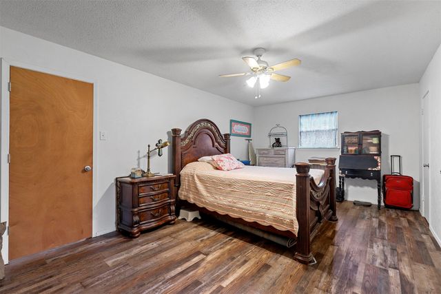 2900 S Murco Drive, Mineral Wells, TX 76067