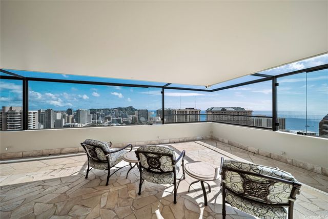 343 Hobron Lane 1001, Honolulu, HI 96815