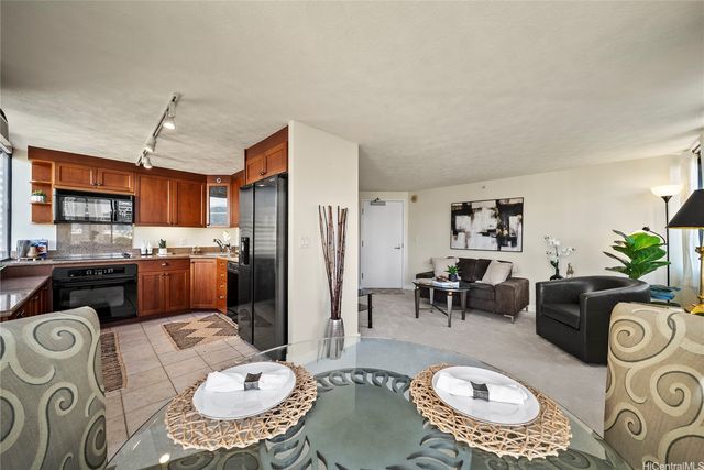 343 Hobron Lane 1001, Honolulu, HI 96815