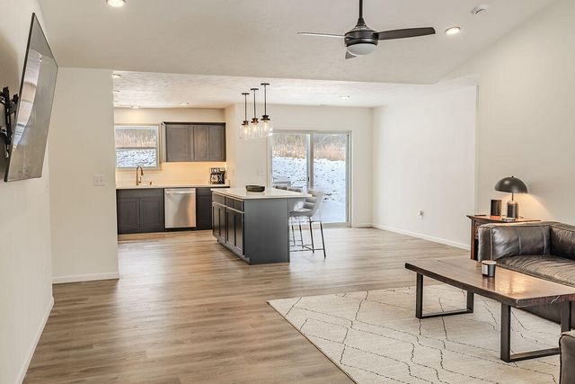 180 Coon Creek Farms Drive, Kirbyville, MO 65679