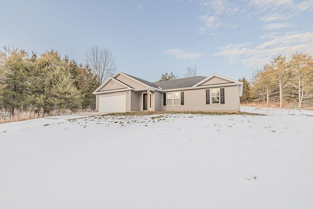 180 Coon Creek Farms Drive, Kirbyville, MO 65679