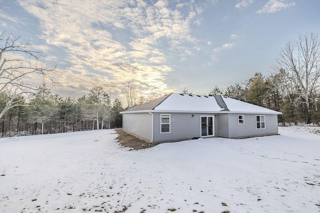 180 Coon Creek Farms Drive, Kirbyville, MO 65679