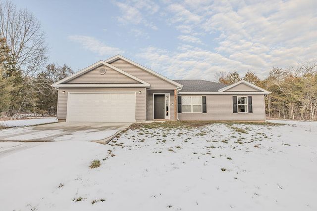 180 Coon Creek Farms Drive, Kirbyville, MO 65679