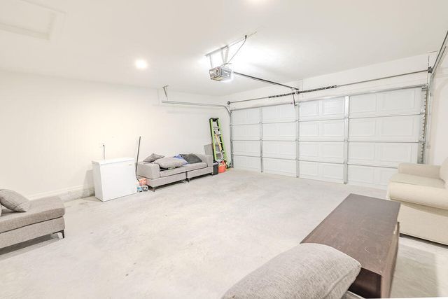 180 Coon Creek Farms Drive, Kirbyville, MO 65679