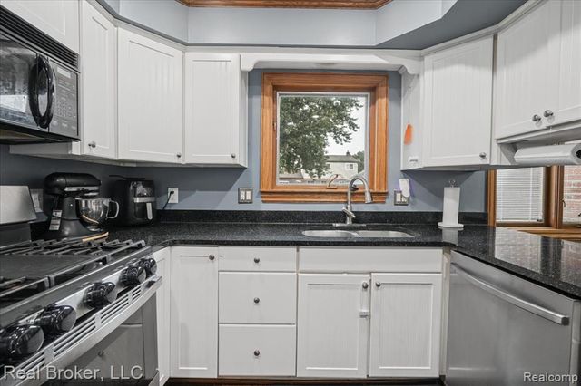 43996 Brandywyne Road, Canton, MI 48187