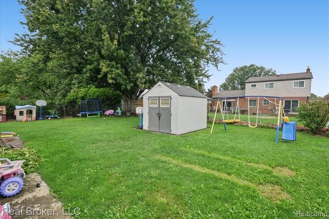43996 Brandywyne Road, Canton, MI 48187