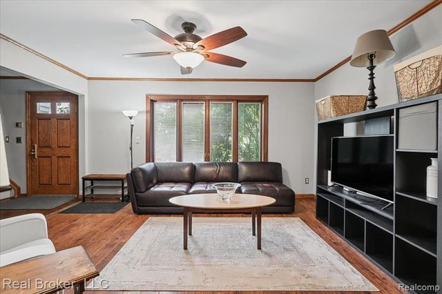 43996 Brandywyne Road, Canton, MI 48187