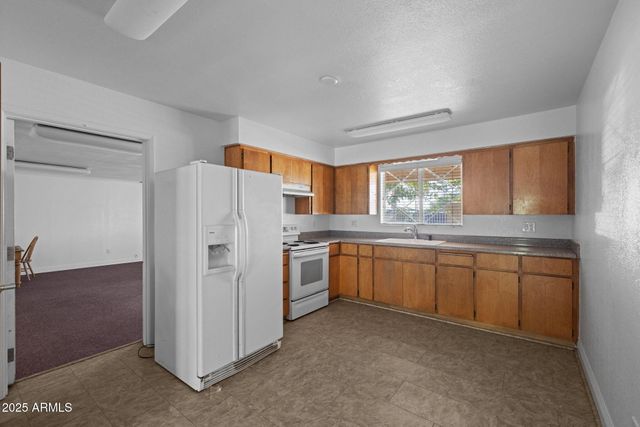 333 S Cooper Road, Chandler, AZ 85225