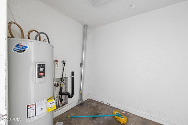 333 S Cooper Road, Chandler, AZ 85225