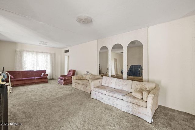 333 S Cooper Road, Chandler, AZ 85225