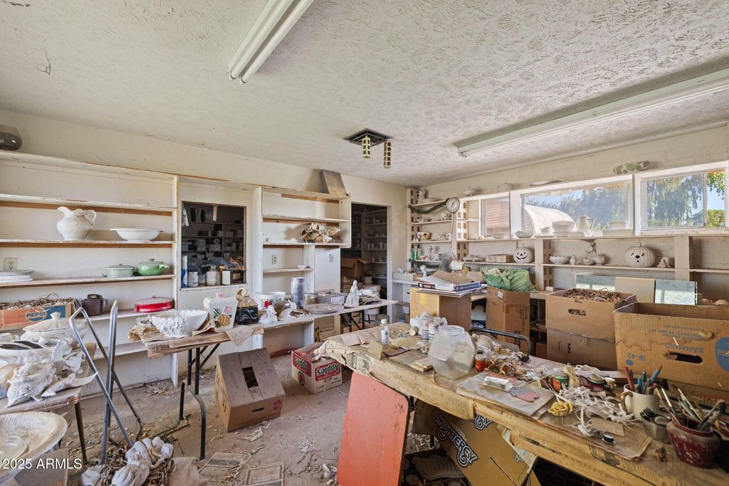 Image 28 of property listing at 333 S Cooper Road, Chandler, AZ 85225