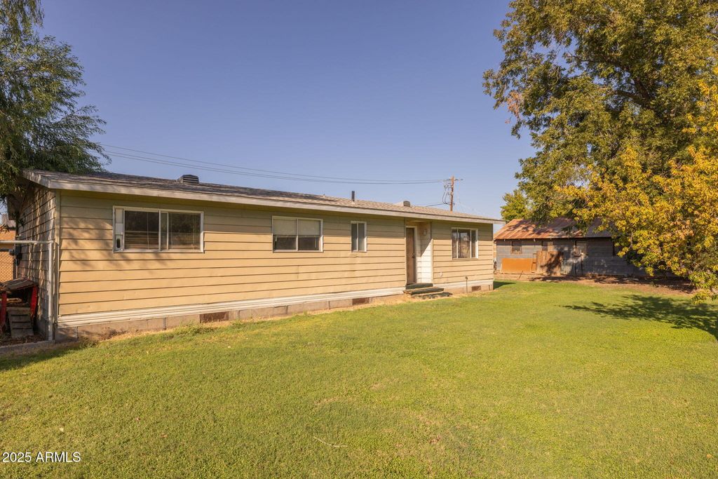 Image 31 of property listing at 333 S Cooper Road, Chandler, AZ 85225