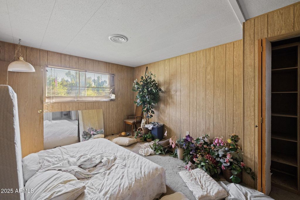 Image 37 of property listing at 333 S Cooper Road, Chandler, AZ 85225