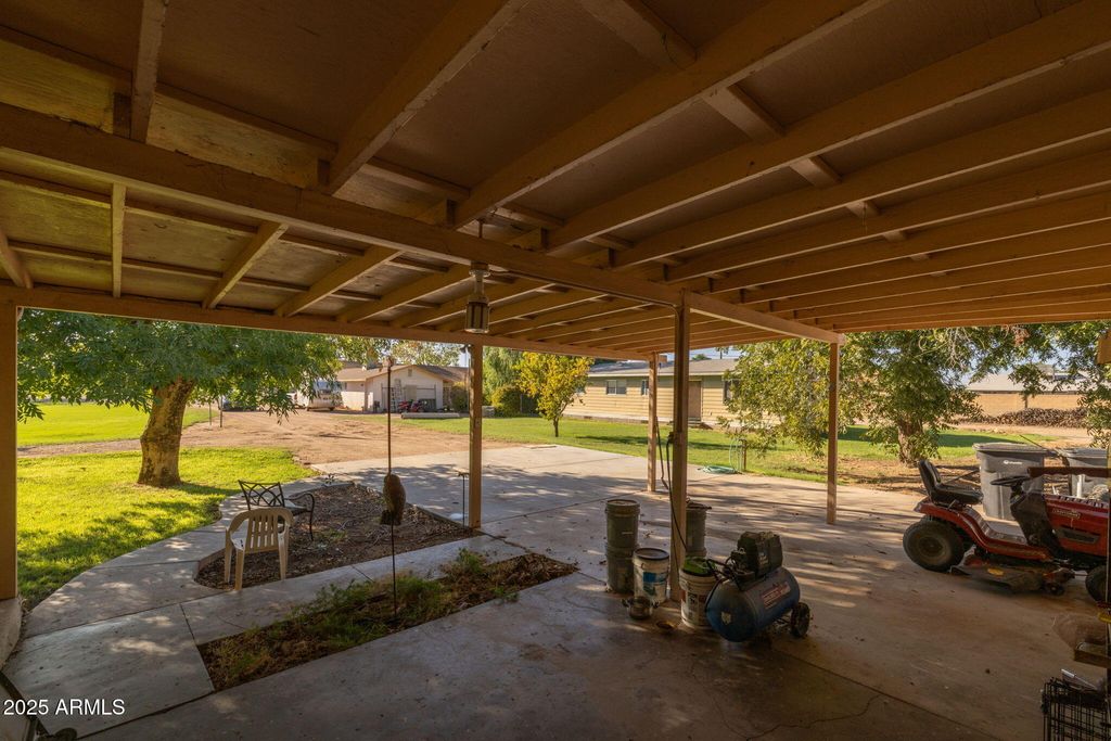 Image 42 of property listing at 333 S Cooper Road, Chandler, AZ 85225