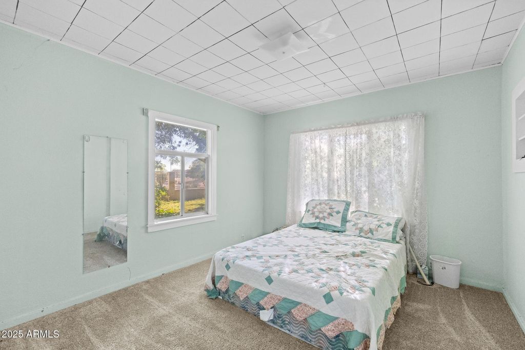 Image 47 of property listing at 333 S Cooper Road, Chandler, AZ 85225